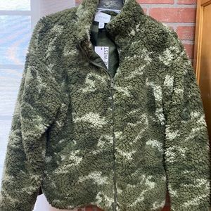 Nine West fleece zipper up camouflage green jacket.
